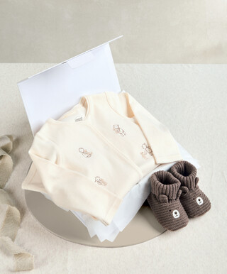 Embroidered Teddy Bear Romper Baby Gift - 2 Piece Set Embroidered Teddy Bear Romper Baby Gift - 2 Piece Set